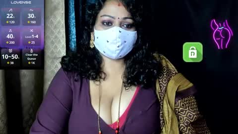 Snapshot of yourss_preethy chatting on January 7, 4:08 am preethy online show from January 7, 4:08 am