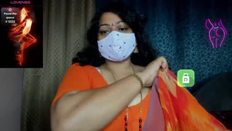 Snapshot of yourss_preethy chatting on February 7, 1:25 am preethy online show from February 7, 1:25 am