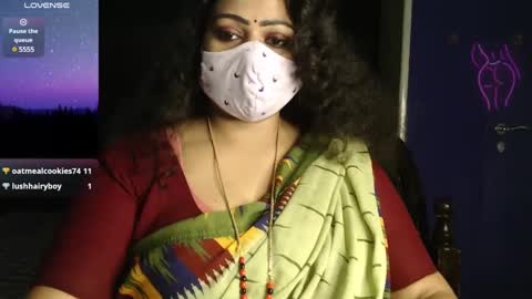 Snapshot of yourss_preethy chatting on December 10, 2:05 am preethy online show from December 10, 2:05 am
