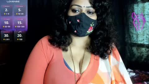 Snapshot of yourss_preethy chatting on December 26, 8:28 am preethy online show from December 26, 8:28 am