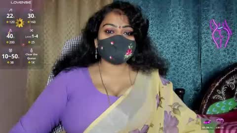Snapshot of yourss_preethy chatting on January 26, 8:25 am preethy online show from January 26, 8:25 am