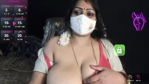 Snapshot of yourss_preethy chatting on September 24, 4:39 pm preethy online show from September 24, 4:39 pm