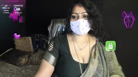 Snapshot of yourss_preethy chatting on September 18, 5:50 am preethy online show from September 18, 5:50 am