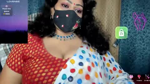 Snapshot of yourss_preethy chatting on January 5, 1:24 am preethy online show from January 5, 1:24 am