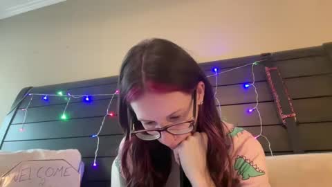 Snapshot of yourstrulylivy chatting on March 5, 3:07 pm yourstrulylivy online show from March 5, 3:07 pm