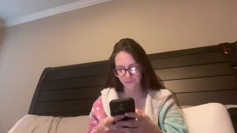Snapshot of yourstrulylivy chatting on January 21, 1:43 pm yourstrulylivy online show from January 21, 1:43 pm