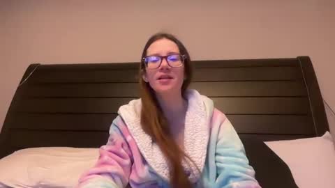 Snapshot of yourstrulylivy chatting on January 8, 12:47 pm yourstrulylivy online show from January 8, 12:47 pm