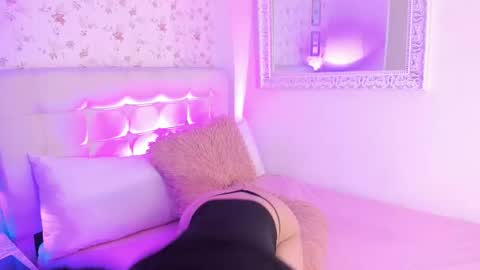    online show from December 14, 12:00 pm