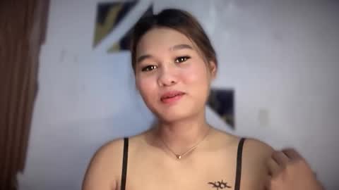 yoursweetgirl_zia online show from June 7, 9:27 am