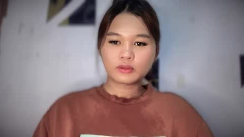 yoursweetgirl_zia online show from June 6, 8:53 am