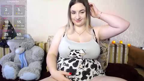 Snapshot of yourswetiegirl chatting on October 12, 11:01 am Sofia online show from October 12, 11:01 am