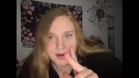 Snapshot of yourthickgingergoddess chatting on December 28, 4:41 am yourthickgingergoddess online show from December 28, 4:41 am