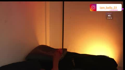 Bella- Independert Model online show from October 23, 6:47 pm