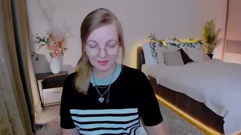 Alice online show from September 14, 11:08 am