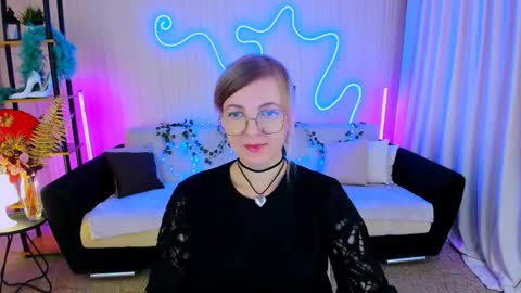 Alice online show from September 17, 5:05 am