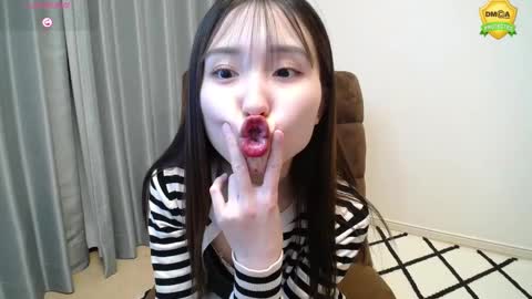 yui_x online show from February 26, 1:11 pm