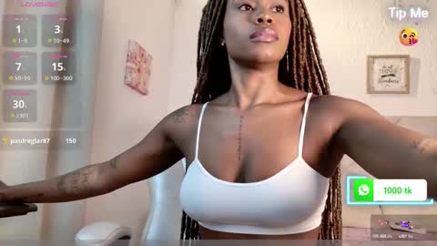 Snapshot of yuliana_milleer chatting on October 14, 8:22 pm Yuliana online show from October 14, 8:22 pm