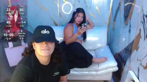 Snowflake online show from February 16, 7:47 pm