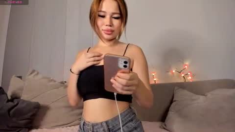 Yumi online show from August 5, 1:39 pm
