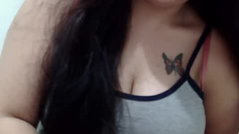 yummy_tits23xx online show from July 29, 12:10 am