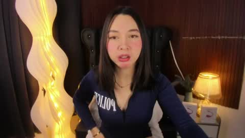 kendra online show from June 26, 8:32 pm