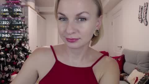 Snapshot of yummylilya chatting on December 23, 2:39 pm Lillya online show from December 23, 2:39 pm
