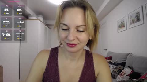 Snapshot of yummylilya chatting on January 13, 10:58 am Lillya online show from January 13, 10:58 am