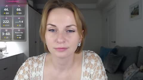 Snapshot of yummylilya chatting on March 9, 1:37 pm Lillya online show from March 9, 1:37 pm
