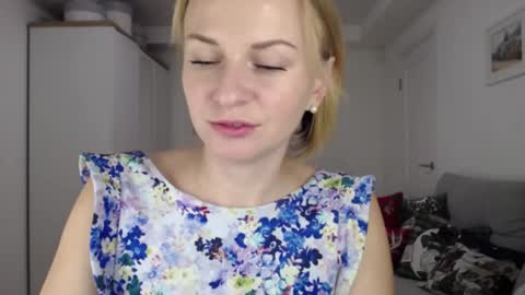 Snapshot of yummylilya chatting on January 14, 11:20 am Lillya online show from January 14, 11:20 am