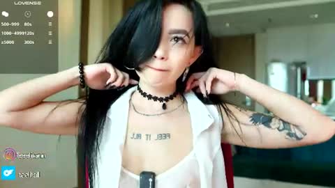 yuna_leen online show from June 19, 6:39 am