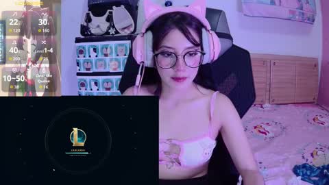 yuna_pink666 online show from November 13, 3:05 am