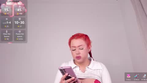 yunahott_ online show from October 20, 5:54 am