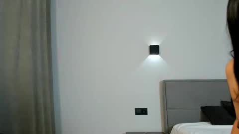 Yuna online show from November 15, 7:59 pm