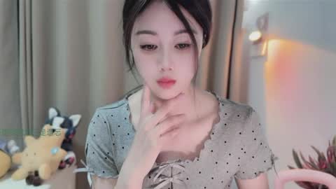 YunEr online show from June 6, 12:33 pm