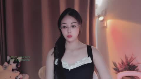 YunEr online show from June 3, 3:18 am