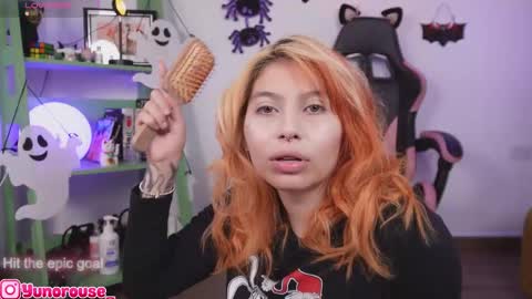 yunorose_ online show from November 1, 3:54 am