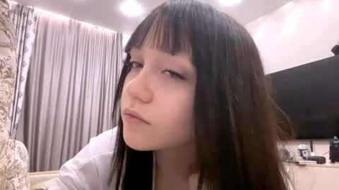 yuonneanastasia online show from February 28, 7:02 pm