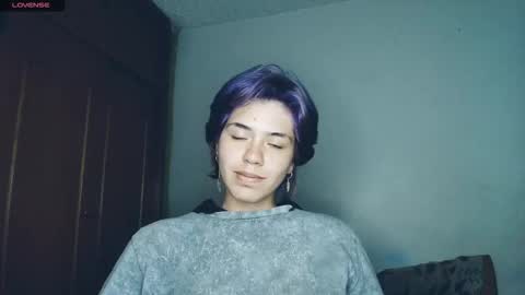 Snapshot of zafira_raven chatting on October 3, 11:10 pm zafira_raven online show from October 3, 11:10 pm
