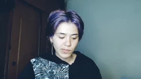 Snapshot of zafira_raven chatting on October 2, 12:37 am zafira_raven online show from October 2, 12:37 am