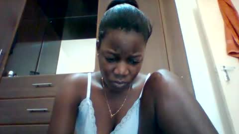 zainxxxx online show from June 11, 9:06 am