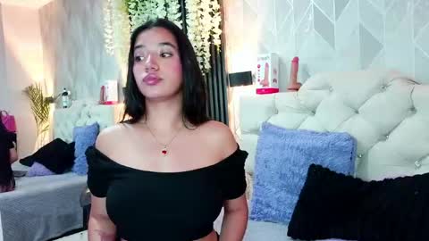 Zaira Bonny online show from June 21, 5:50 pm