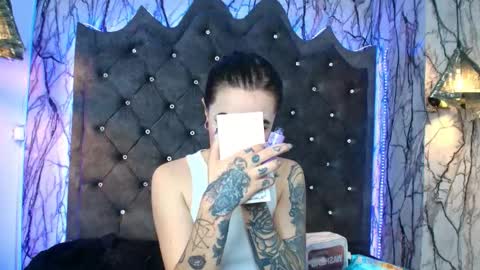 Snapshot of zami_escobar_of chatting on September 15, 7:21 pm online show from September 15, 7:21 pm
