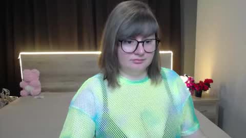 zannadreil online show from January 10, 6:56 pm