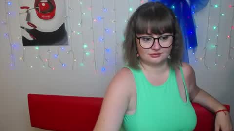 zannadreil online show from July 9, 10:33 pm