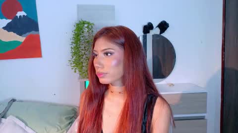 Snapshot of zarah_cutee chatting on October 2, 7:52 pm zarah online show from October 2, 7:52 pm