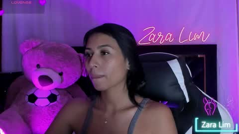 Zara Lim  online show from September 26, 7:00 pm