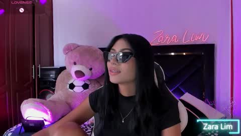 Zara Lim  online show from September 28, 8:03 pm