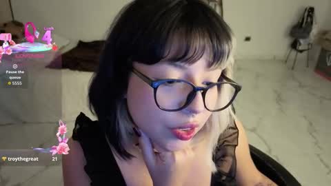 Zara muley online show from December 1, 1:31 am