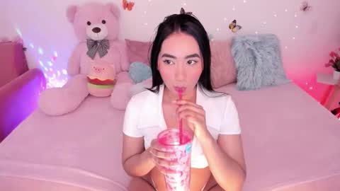 Zara online show from March 13, 10:05 am