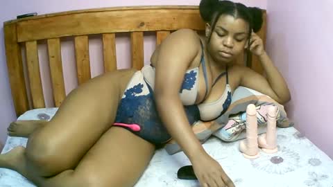 zariamonet online show from June 28, 11:00 pm
